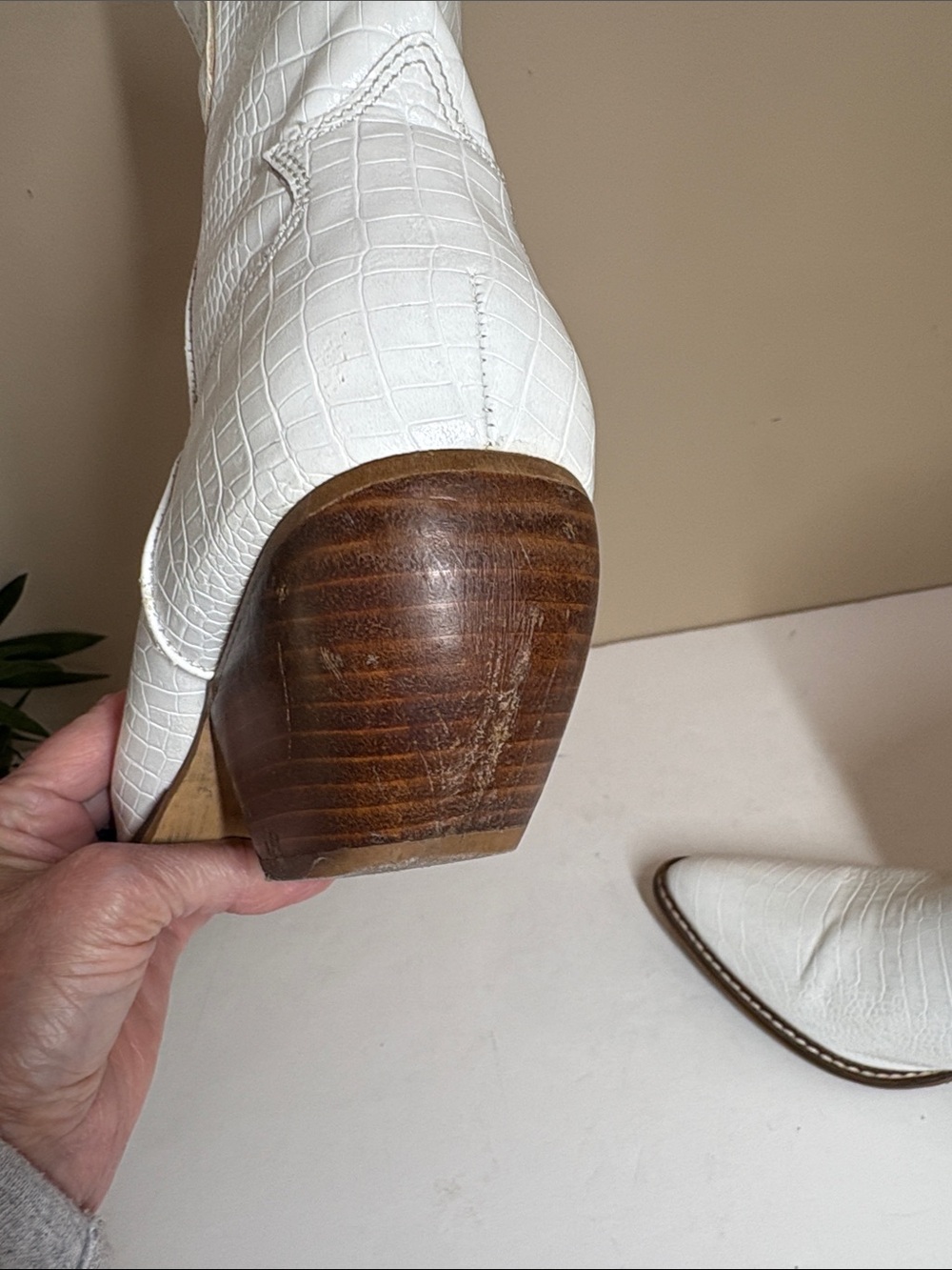 White Croc-Embossed Cowboy Boots, 10 - Picture 7 of 10